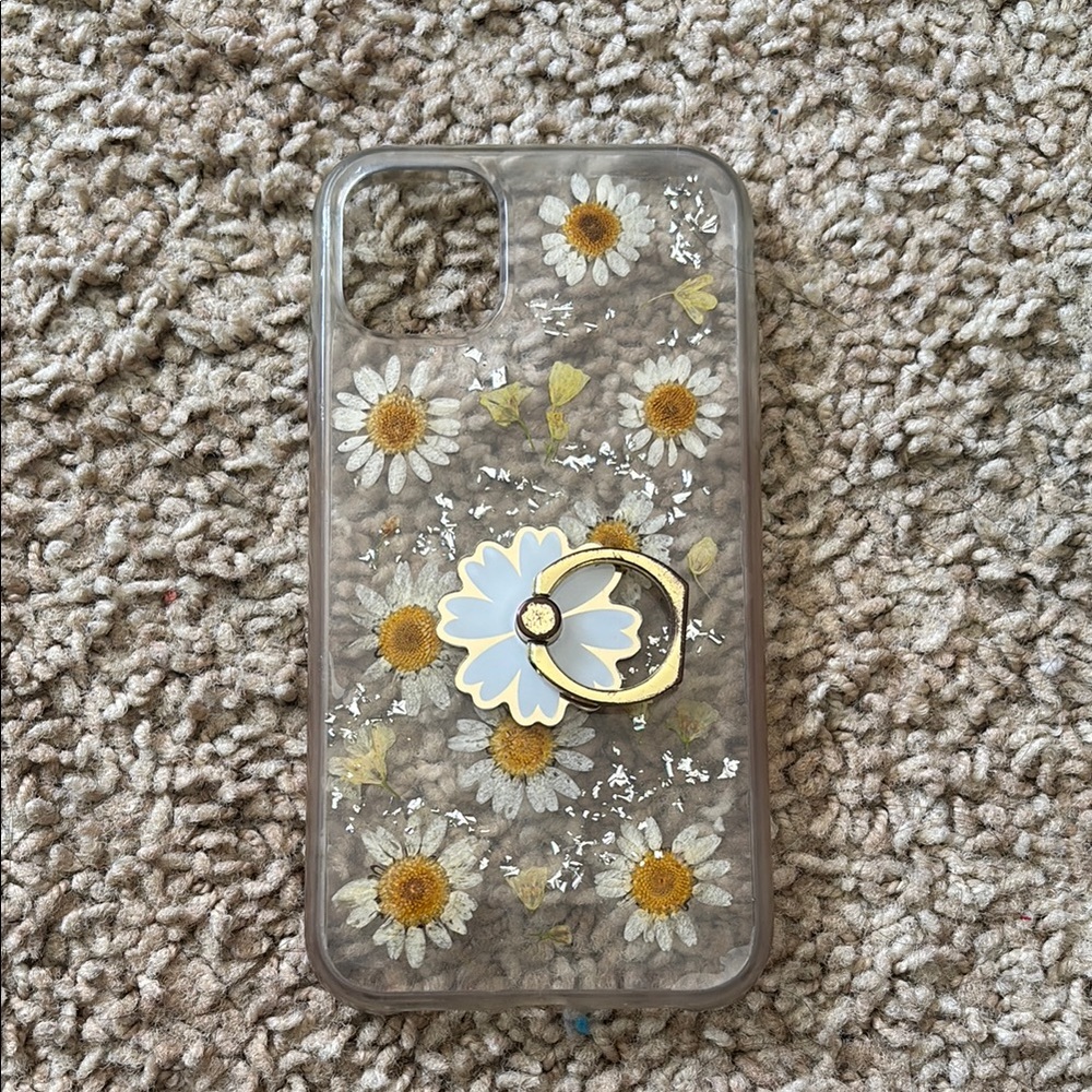 Lot of IPhone 11 Cases - Picture 7 of 7
